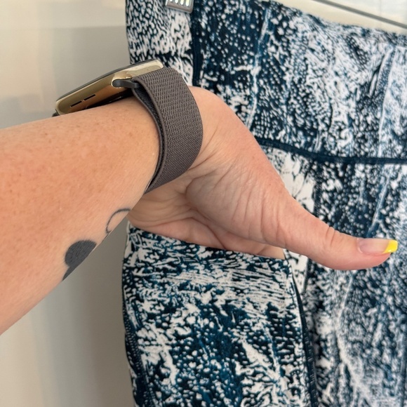 Lululemon Speed Up Tight *Full-On Luxtreme 28" Wildwood Multi 45484 - Picture 7 of 16